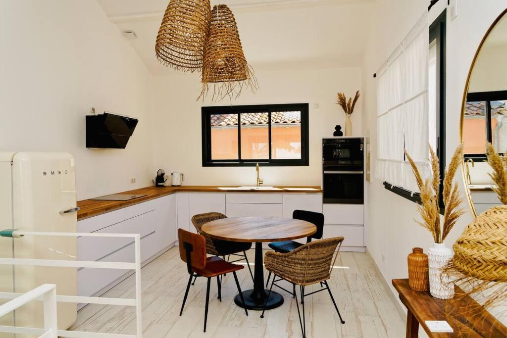 Maison Boheme Au Bord De L'Eau Sète Exteriör bild